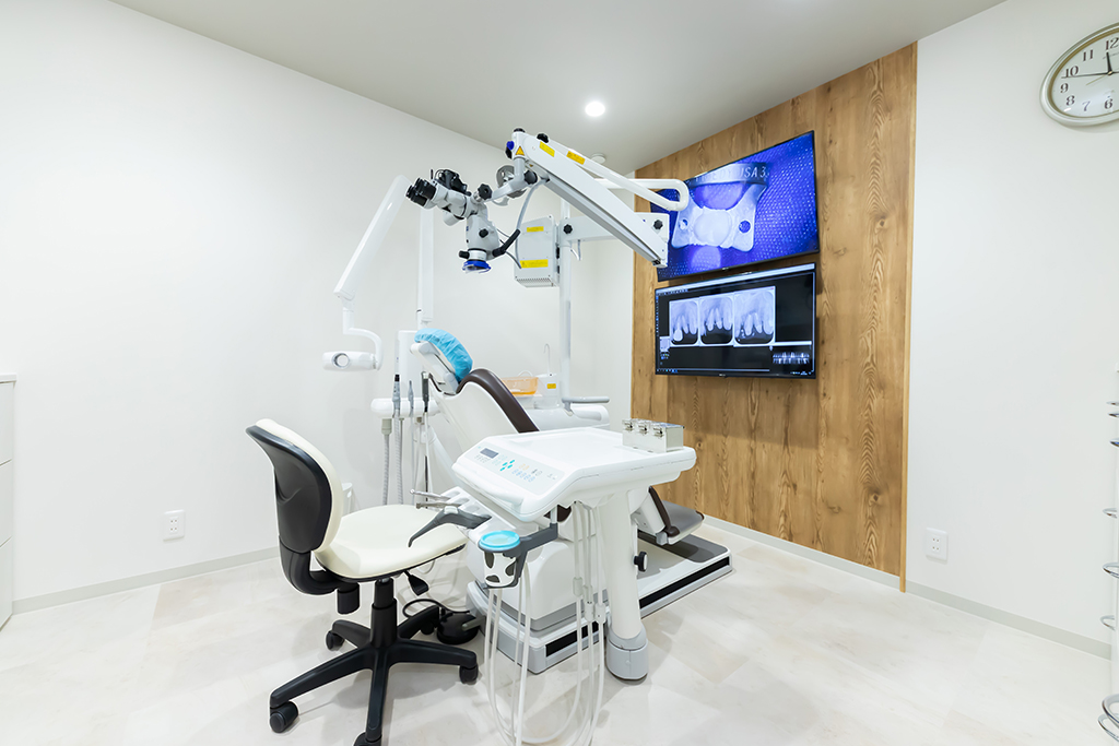 石山駅前・しらせデンタルクリニック